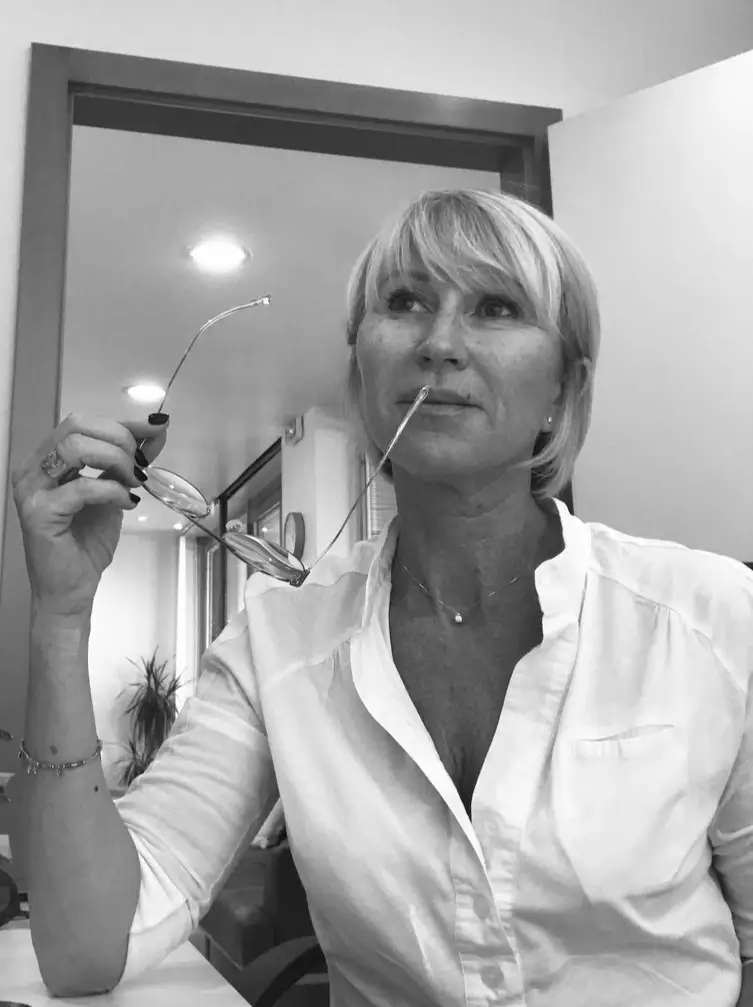 Illustration de Frédérique Gillon en photo portrait